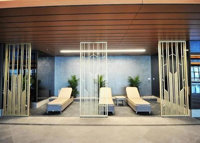 Beautiful Modern 1Bd Condo Views W Poolgym! #223