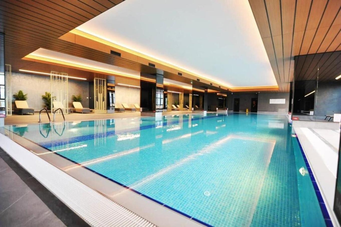Beautiful Modern 1bd Views W Poolgym! #223 Case de vacanță